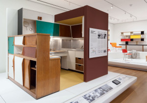  Le Corbusier Küche. Visionäres, offenes Design der französischen Architektin Charlotte Perriand